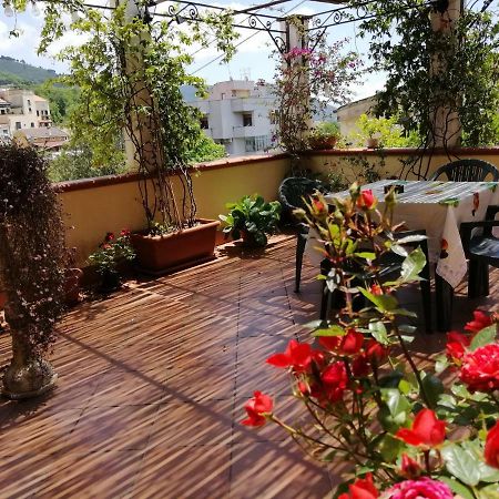 B&B Moscani 살레르노 외부 사진